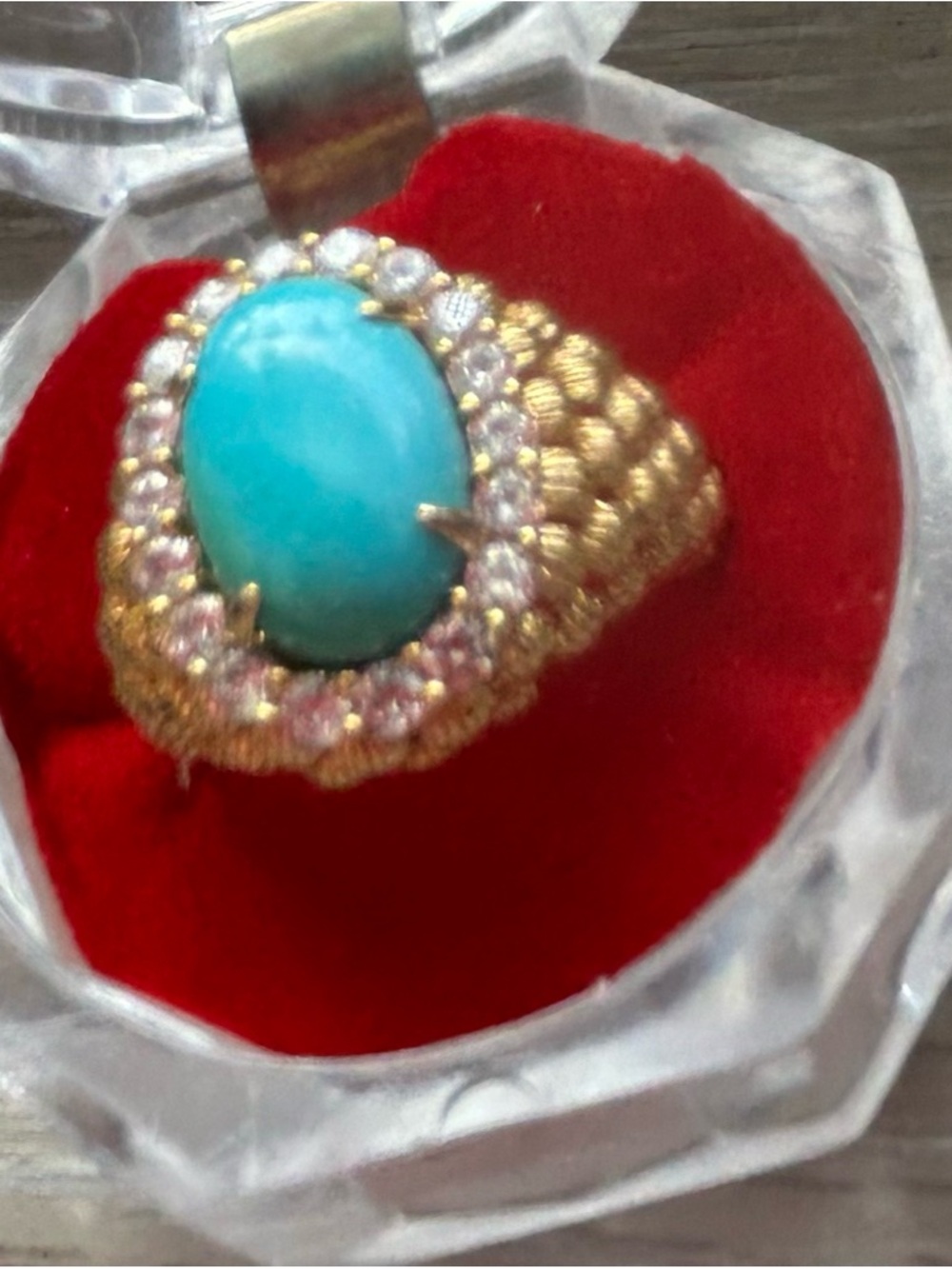 Gold plated/925 Ring with Turquoise color Cabochon and diamond like Stones